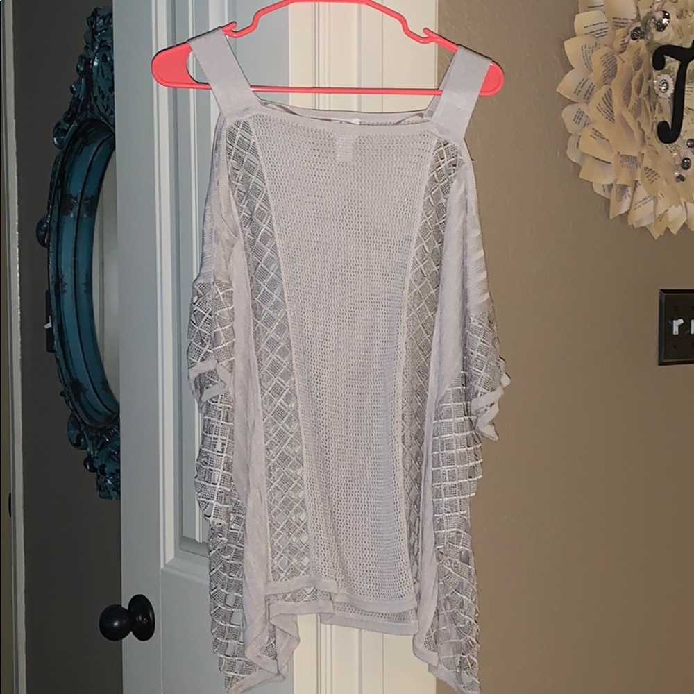 Cute unique top!